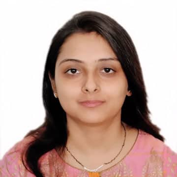 rashmi gambhir smiling